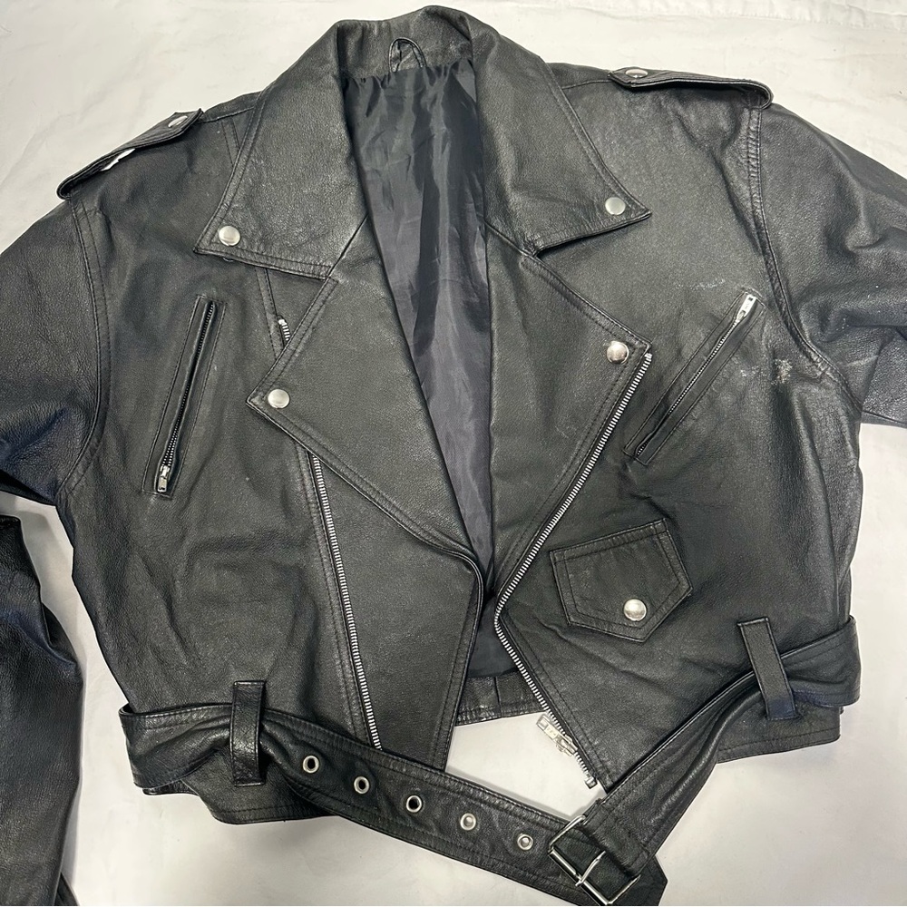 Vintage Cropped Black Leather Biker Jacket